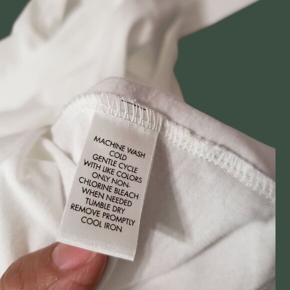 Calvin Klein Long-Sleeve T-Shirt 100% Cotton Round Neck Logo Detail wht Medium - Picture 7 of 8